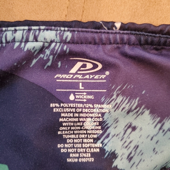 Pro Player Leggings - Picture 4 of 5